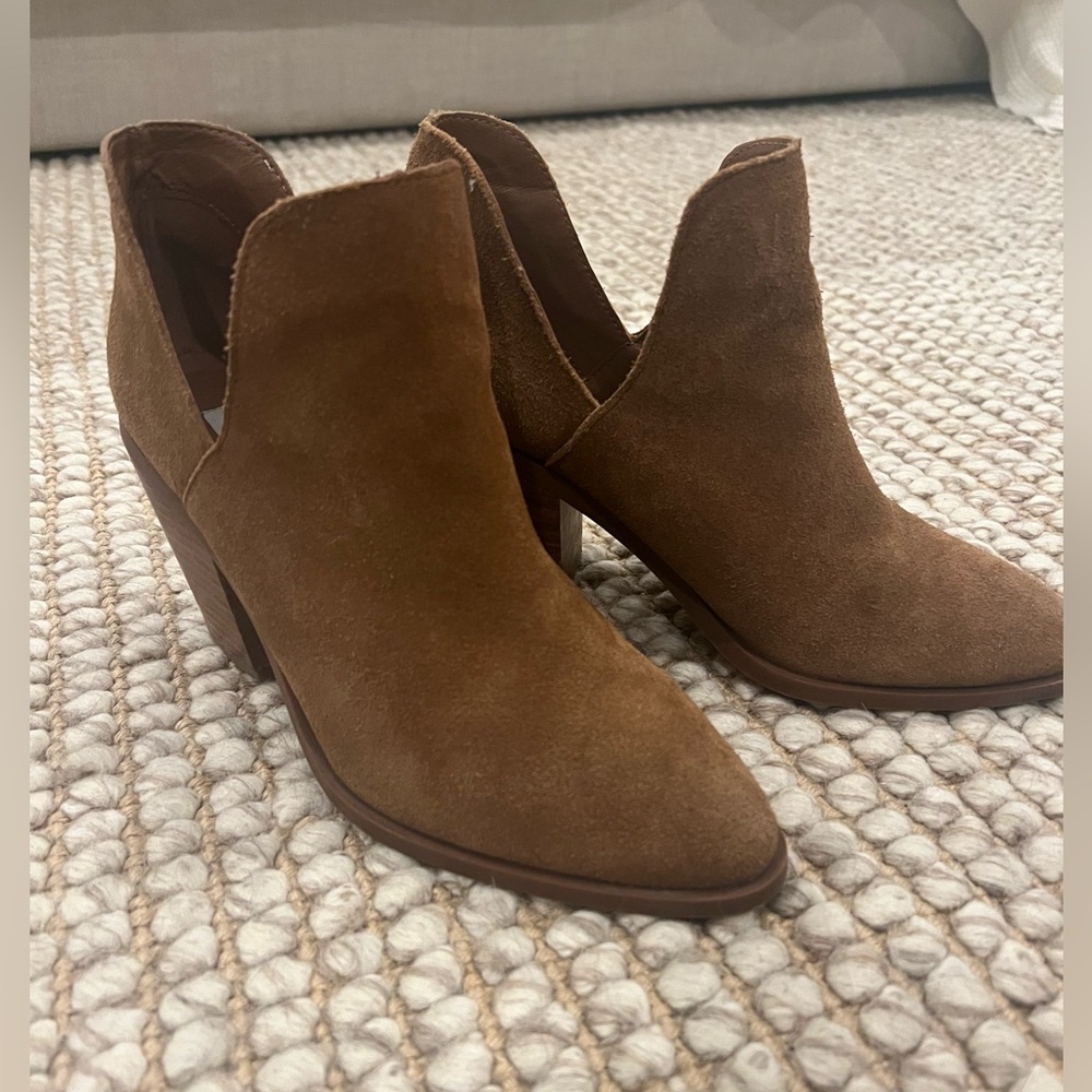 Steve Madden Aker Booties